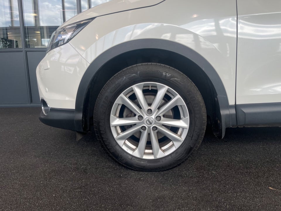 Nissan Qashqai 1,5 dCi 110 Tekna 5d