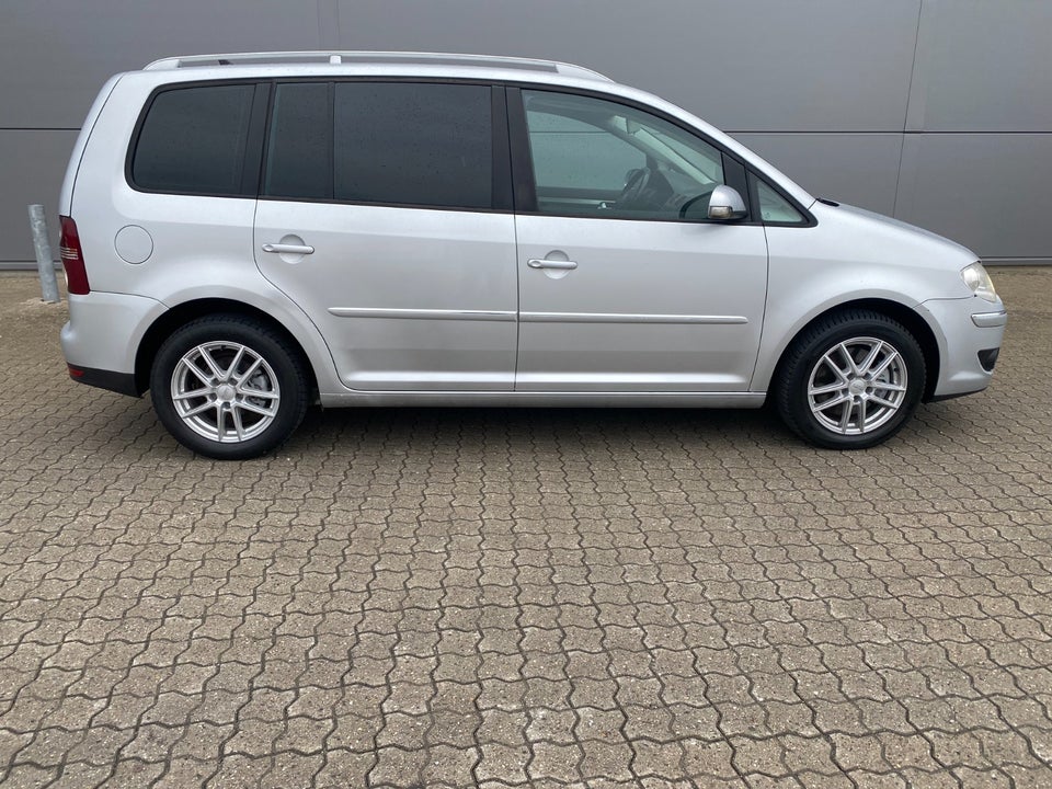 VW Touran 2,0 TDi 170 Highline DSG 5d