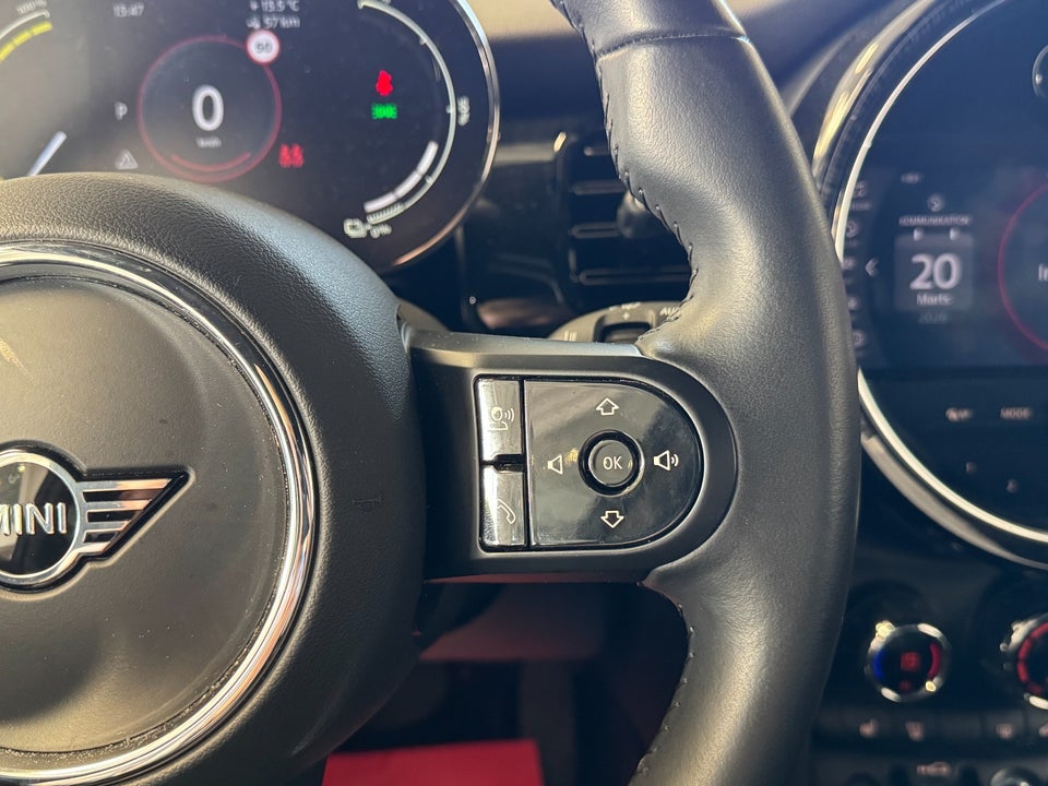 MINI Cooper SE Classic Trim 3d