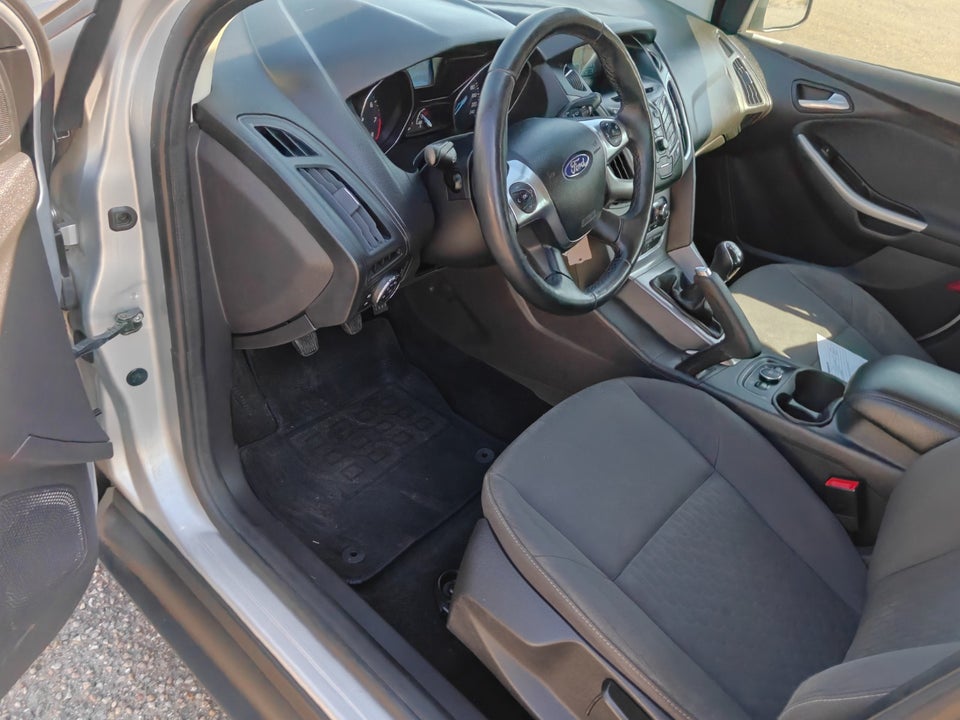 Ford Focus 1,0 SCTi 100 Titanium ECO 5d