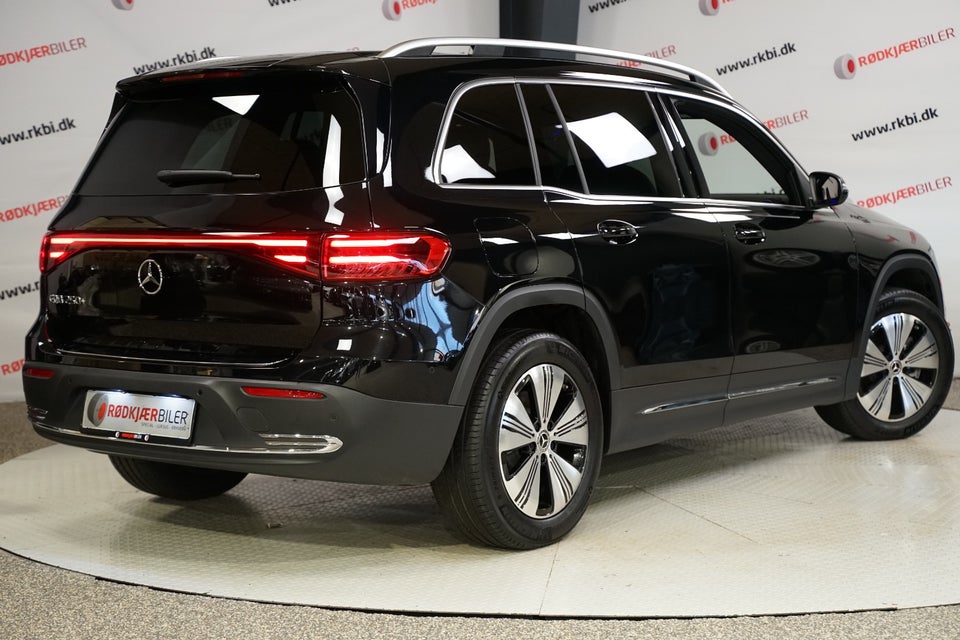 Mercedes EQB250+ Progressive 5d