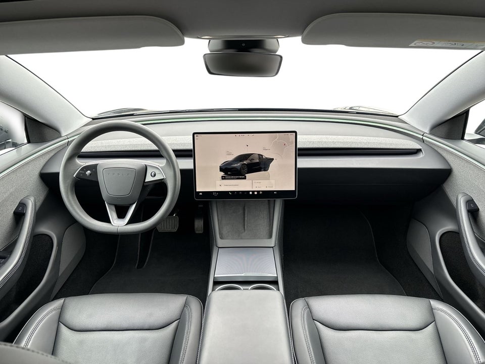 Tesla Model 3 RWD 4d