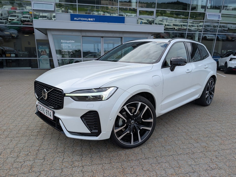 Volvo XC60 2,0 T8 ReCharge Ultimate Dark aut. AWD 5d