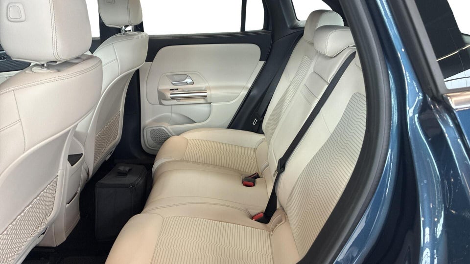 Mercedes EQA250 Progressive 5d
