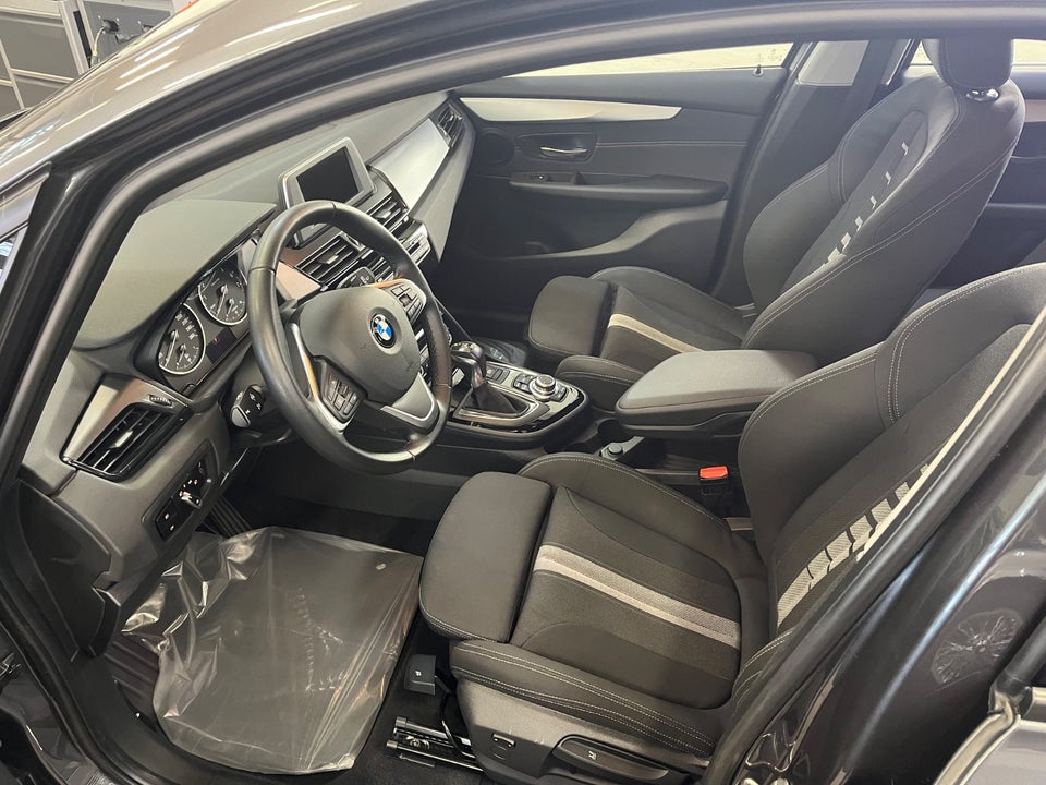 BMW 220i 2,0 Active Tourer Advantage aut. 5d