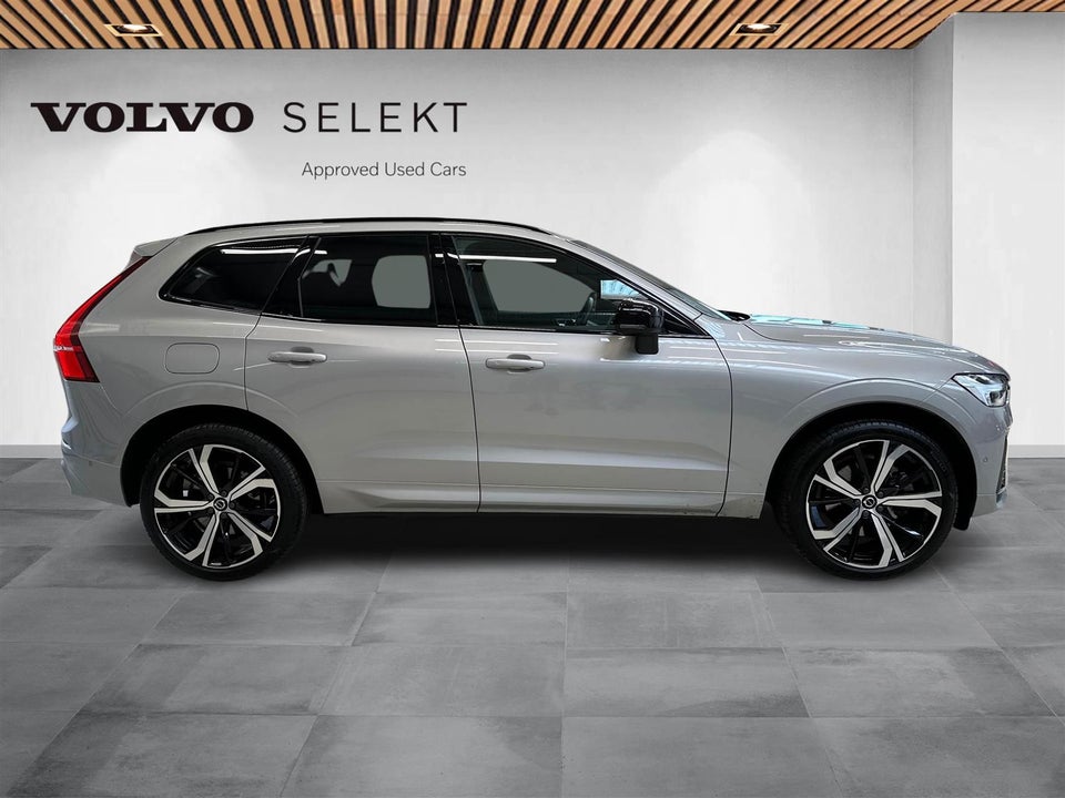 Volvo XC60 2,0 T6 ReCharge Ultimate Dark aut. AWD 5d