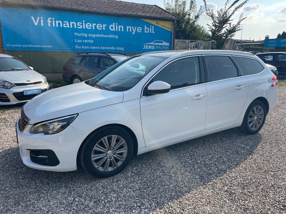 Peugeot 308 1,5 BlueHDi 130 Allure Pack SW EAT8 Van 5d