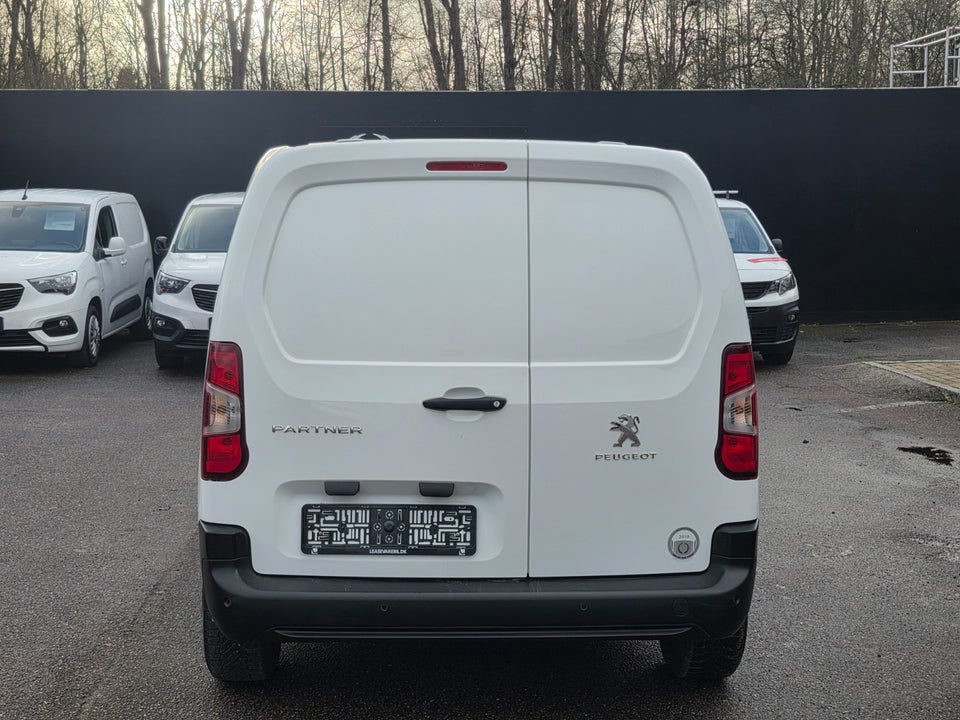 Peugeot Partner 1,5 BlueHDi 130 L1V1 Plus EAT8 Van