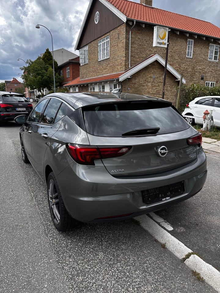 Opel Astra 1,6 CDTi 136 Innovation 5d