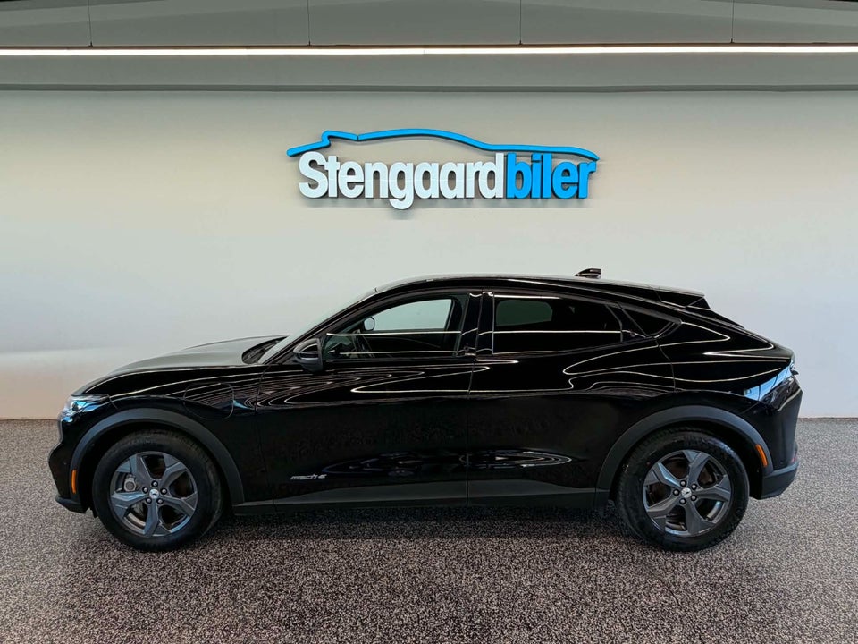 Ford Mustang Mach-E 70 Premium Standard Range 5d