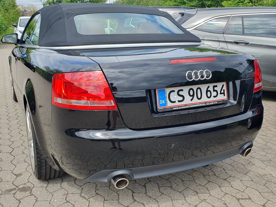 Audi A4 1,8 T 163 Cabriolet 2d