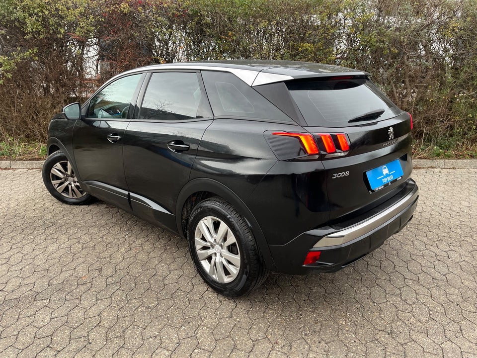 Peugeot 3008 1,2 e-THP 130 Allure 5d