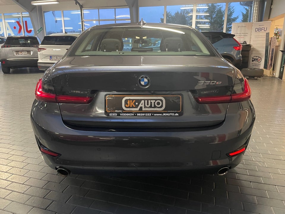 BMW 330e 2,0 aut. 4d