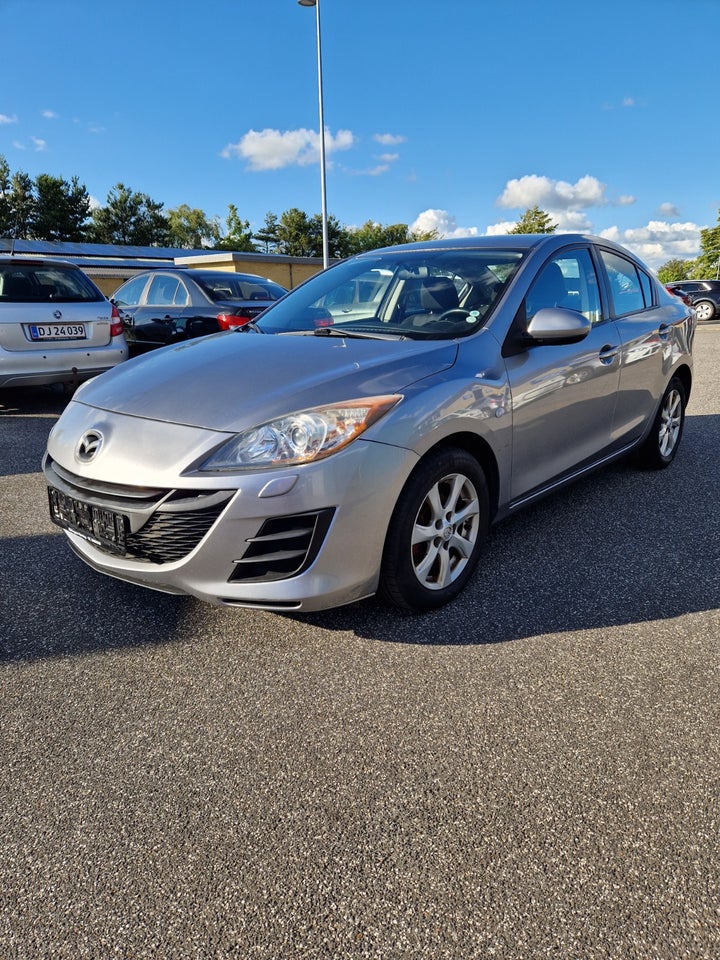 Mazda 3 1,6 DE Premium 4d