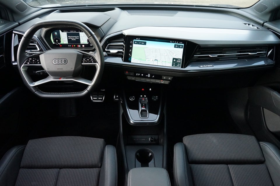 Audi Q4 e-tron 40 S-line 5d