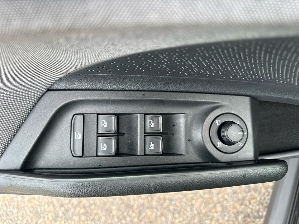 Skoda Enyaq 80 iV Loft 5d