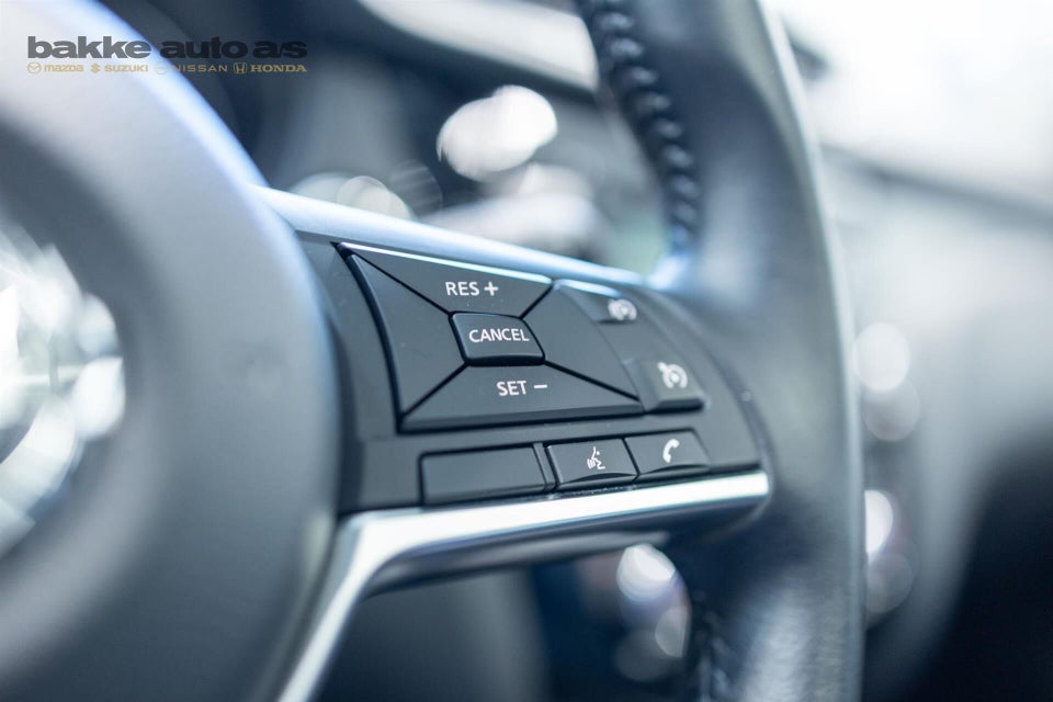 Nissan Qashqai 1,3 Dig-T 160 Tekna 5d