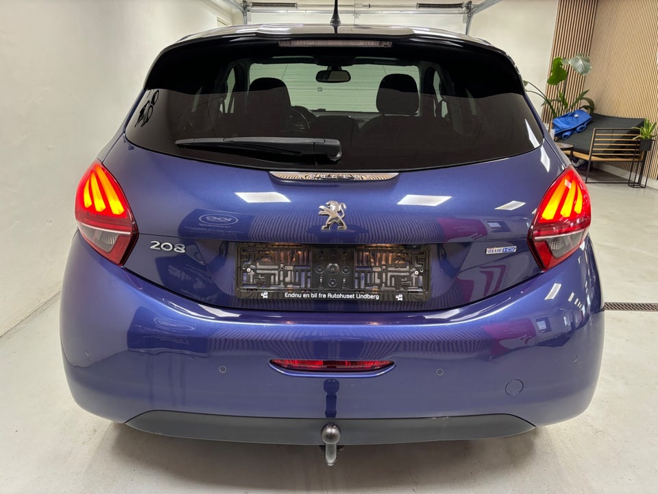 Peugeot 208 1,6 BlueHDi 100 Allure Sky 5d