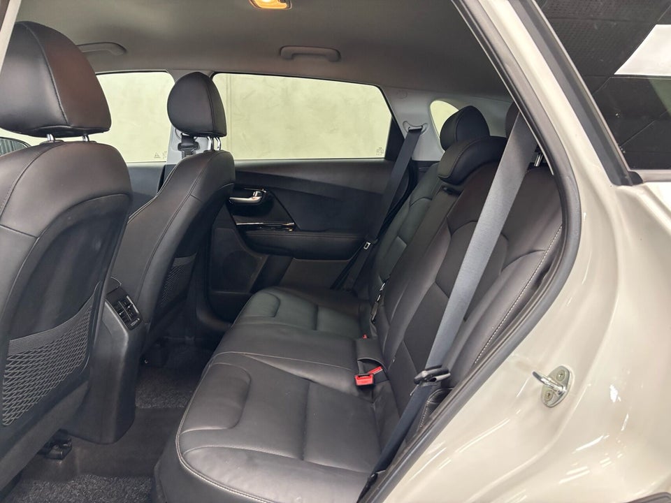 Kia Niro 1,6 PHEV Advance DCT 5d