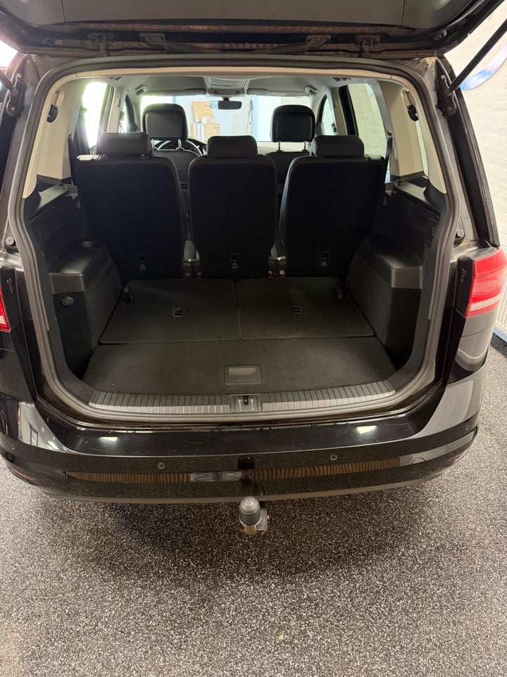 VW Touran 1,6 TDi 115 Comfortline DSG 7prs 5d