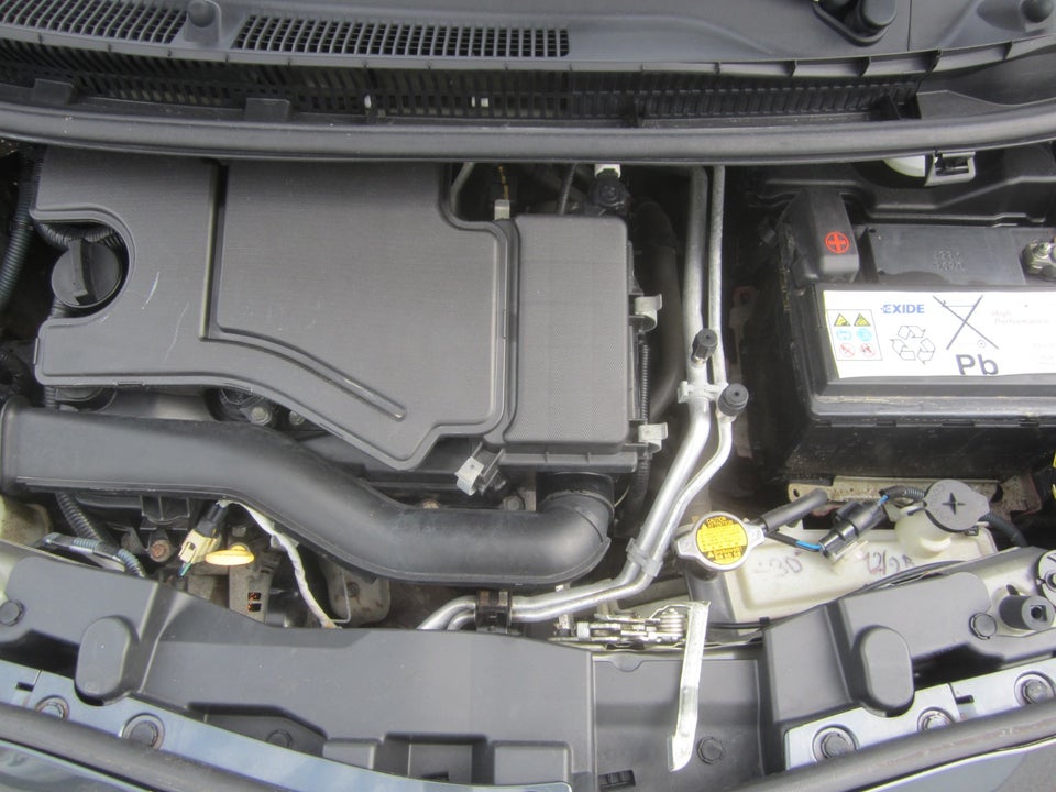 Toyota Aygo 1,0 VVT-i x-play 5d