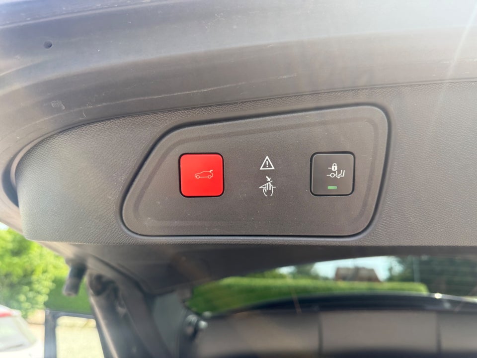 Peugeot 3008 1,6 Hybrid4 GT Line EAT8 5d