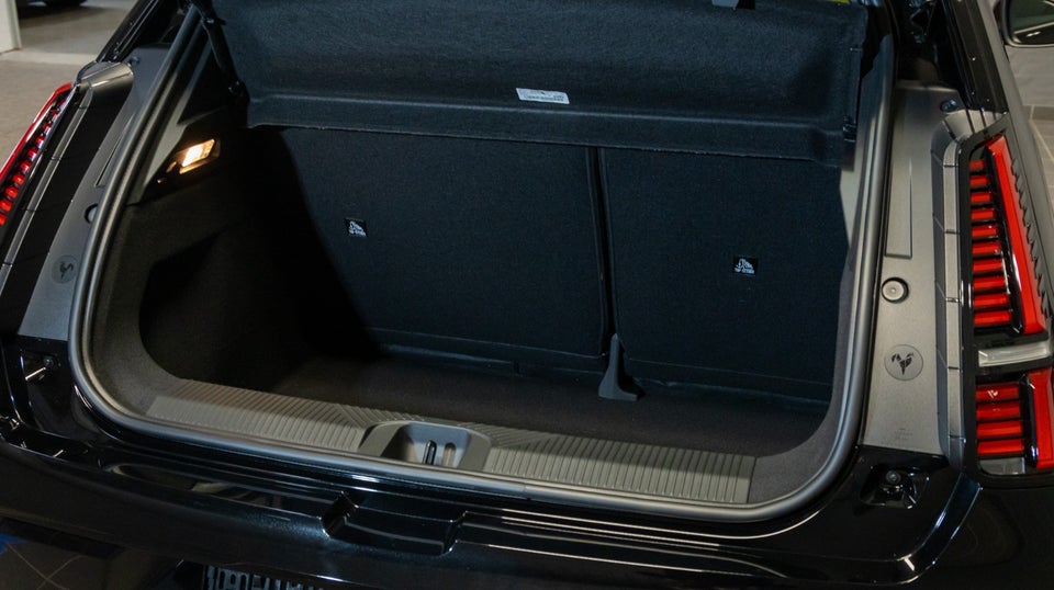 Renault 5 E-Tech 52 Iconic 5d