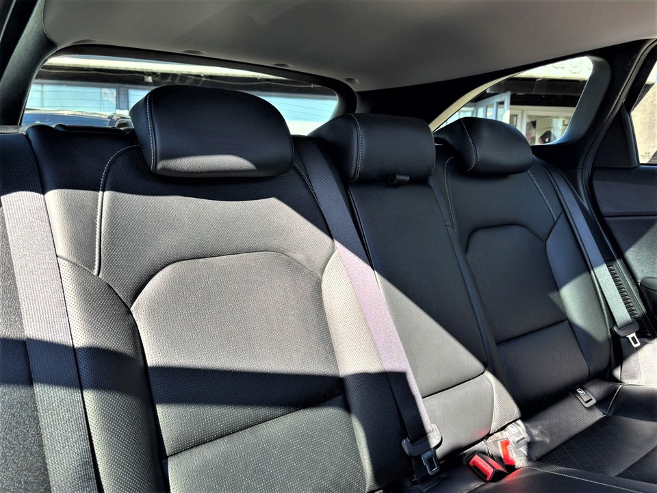 Kia Ceed 1,6 PHEV Upgrade Premium SW DCT 5d