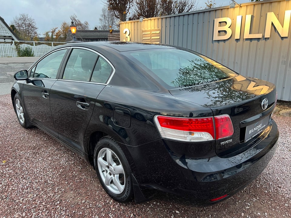 Toyota Avensis 1,6 VVT-i T1 4d