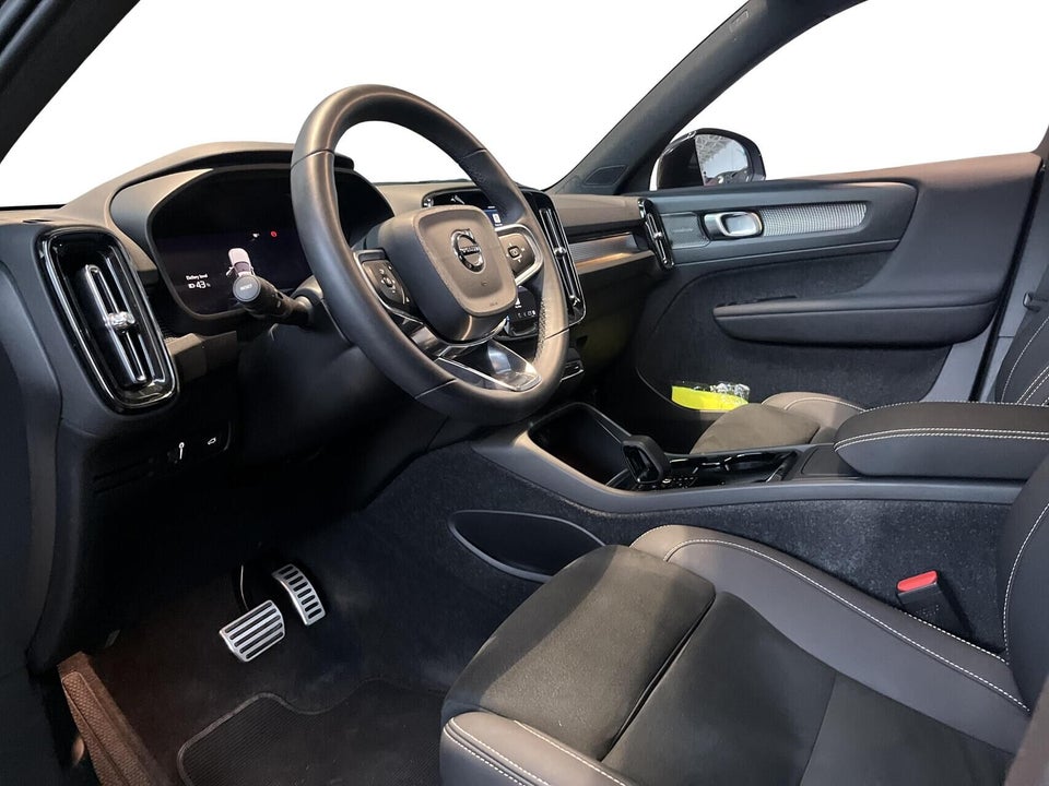 Volvo XC40 P6 ReCharge Pro 5d
