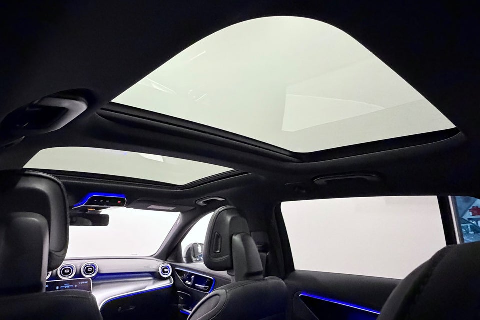 Mercedes C300 e 2,0 AMG Line stc. aut. 5d