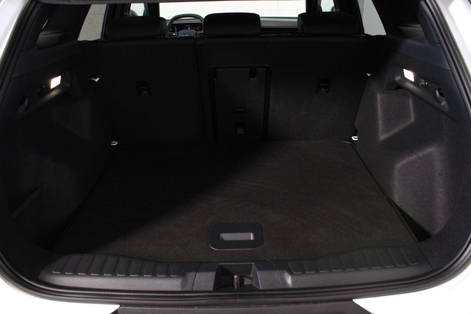 Ford Explorer 82 Premium Extended Range 5d