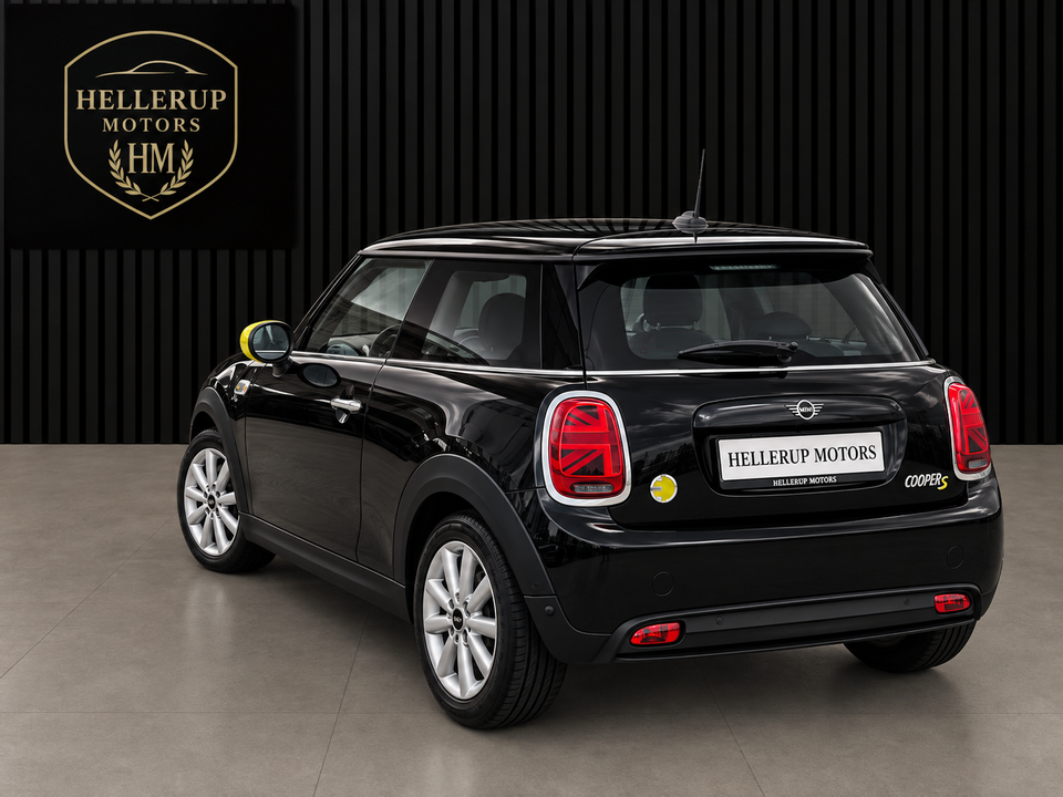 MINI Cooper SE Maximise 3d