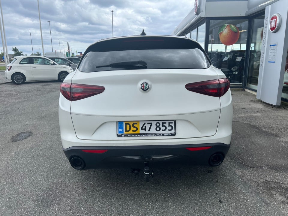 Alfa Romeo Stelvio 2,2 JTD 190 Edizione aut. Van 5d