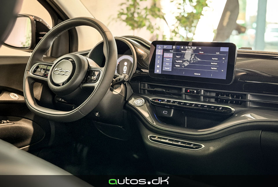 Fiat 500e 24 Icon 3d
