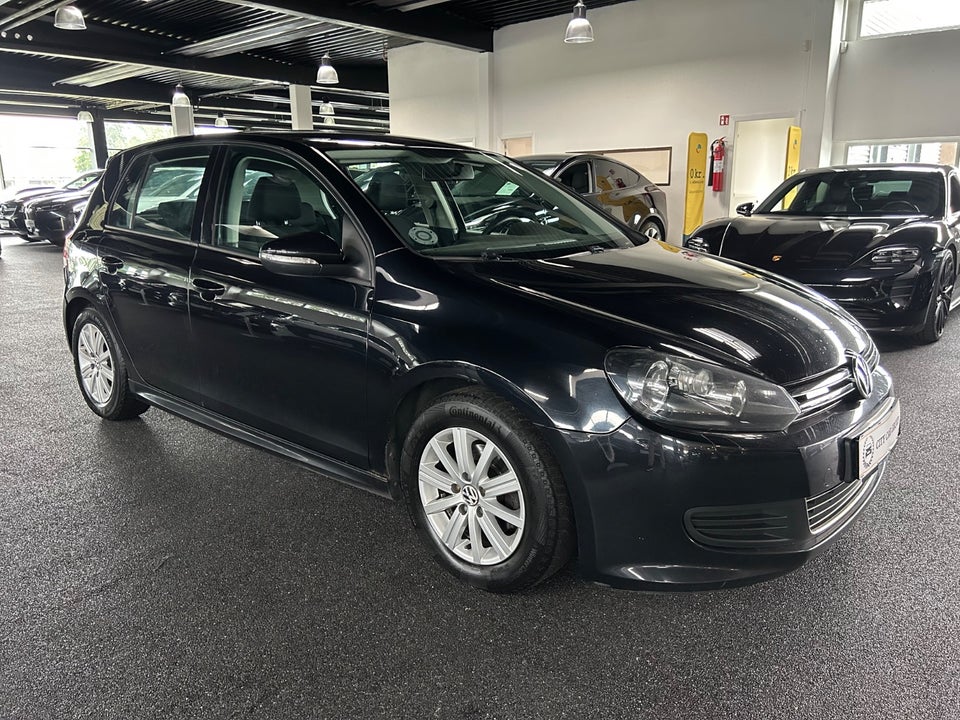 VW Golf VI 1,6 TDi 105 Comfortline BMT 5d
