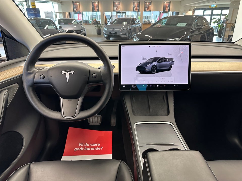 Tesla Model Y RWD 5d