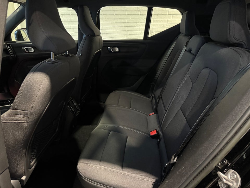 Volvo XC40 P6 ReCharge Core 5d