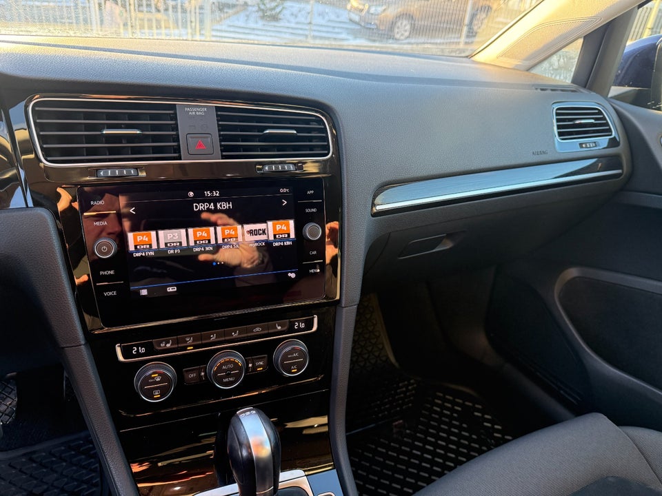 VW Golf VII 1,5 TSi 150 Highline Variant DSG 5d