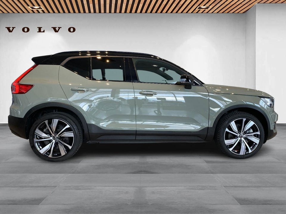 Volvo XC40 P8 ReCharge Twin Pro 5d