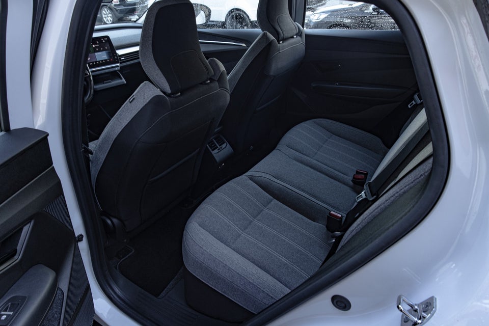 Renault Megane E-Tech 40 Equilibre 5d