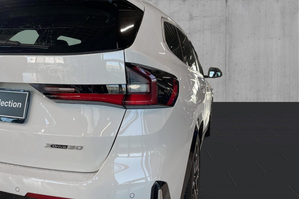 BMW iX1 xDrive30 X-Line 5d