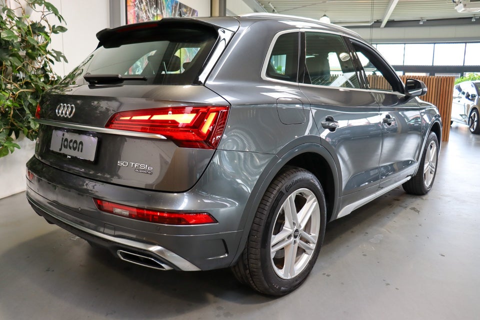 Audi Q5 50 TFSi e S-line quattro S-tr. 5d