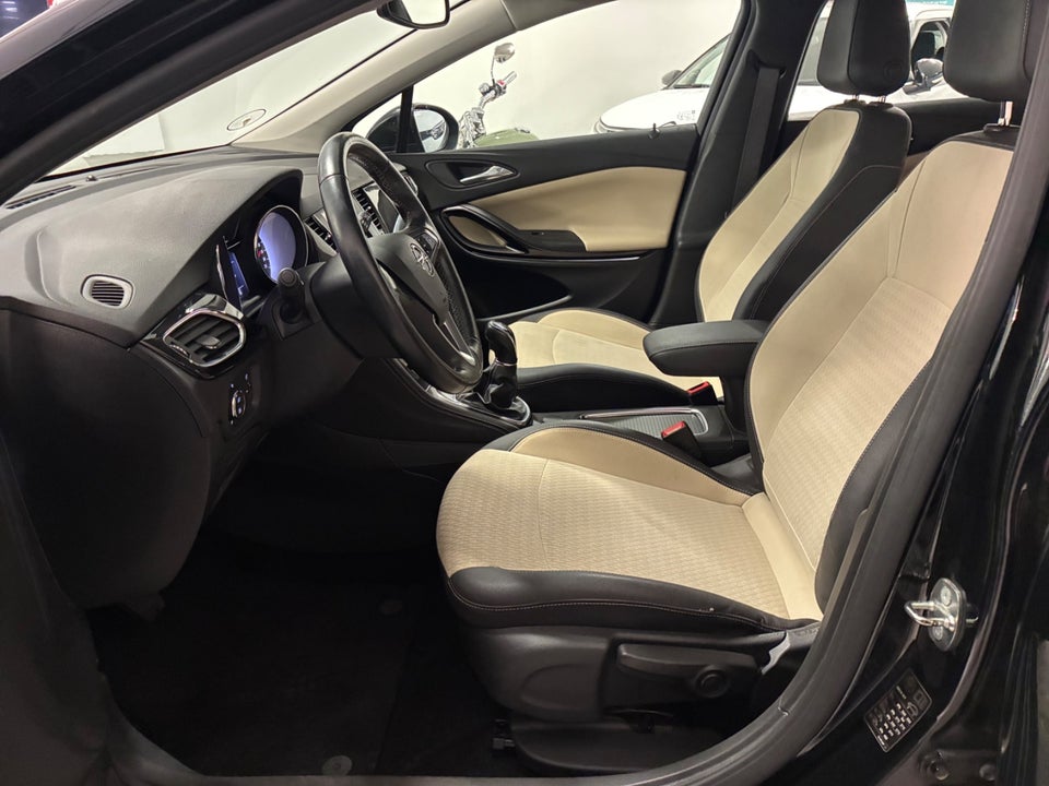 Opel Astra 1,4 T 150 Innovation Sports Tourer 5d