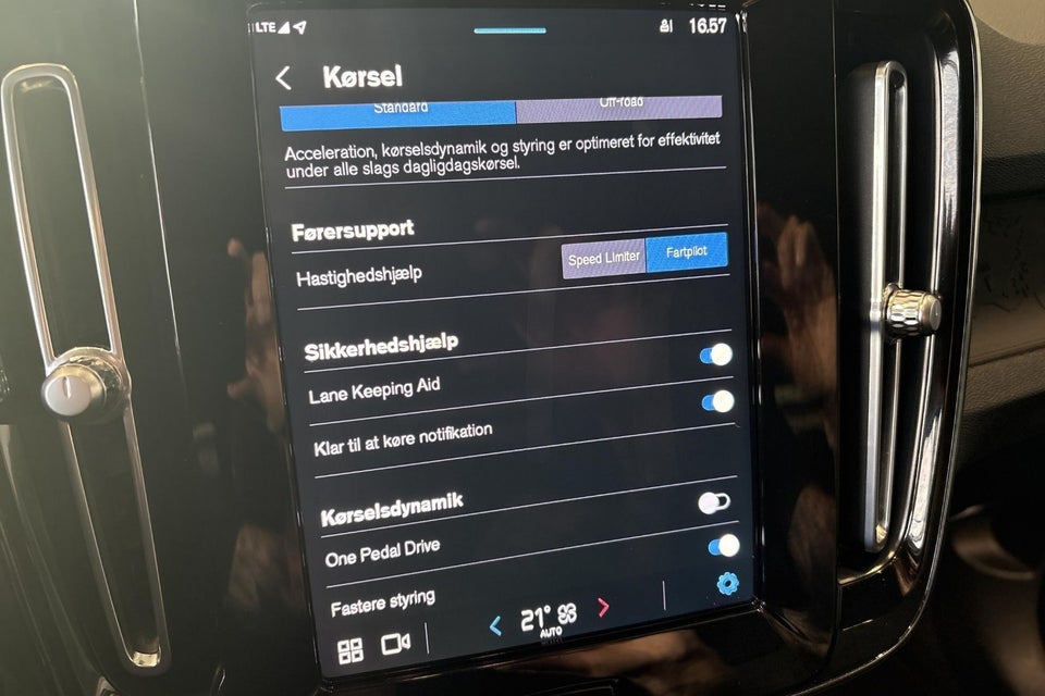 Volvo XC40 P6 ReCharge Core 5d