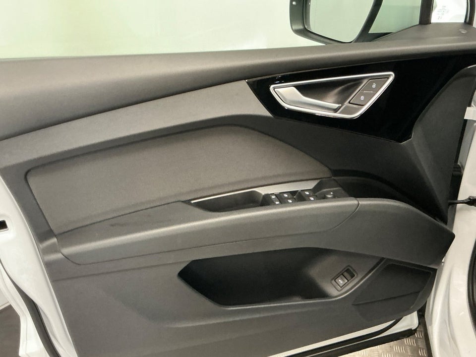 Audi Q4 e-tron 45 Attitude 5d