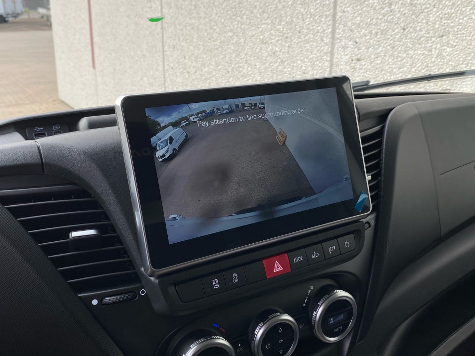 Iveco Daily 3,0 35C18 12m³ Van AG8