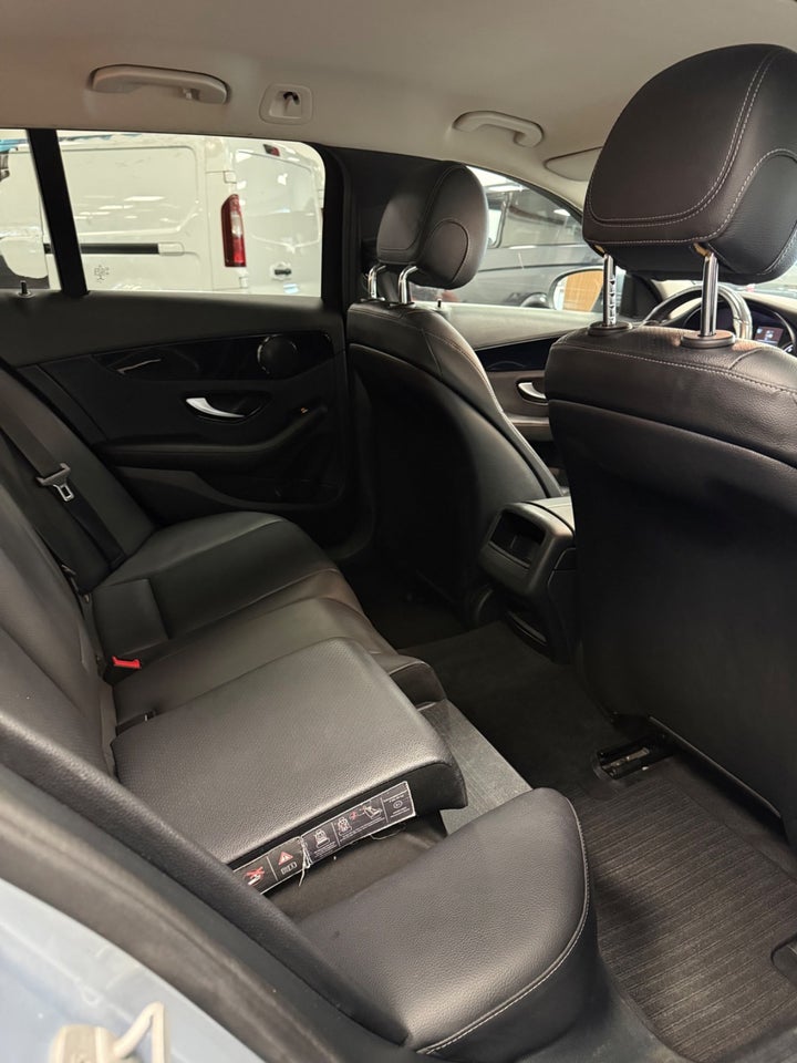 Mercedes C200 d 1,6 Avantgarde stc. 5d
