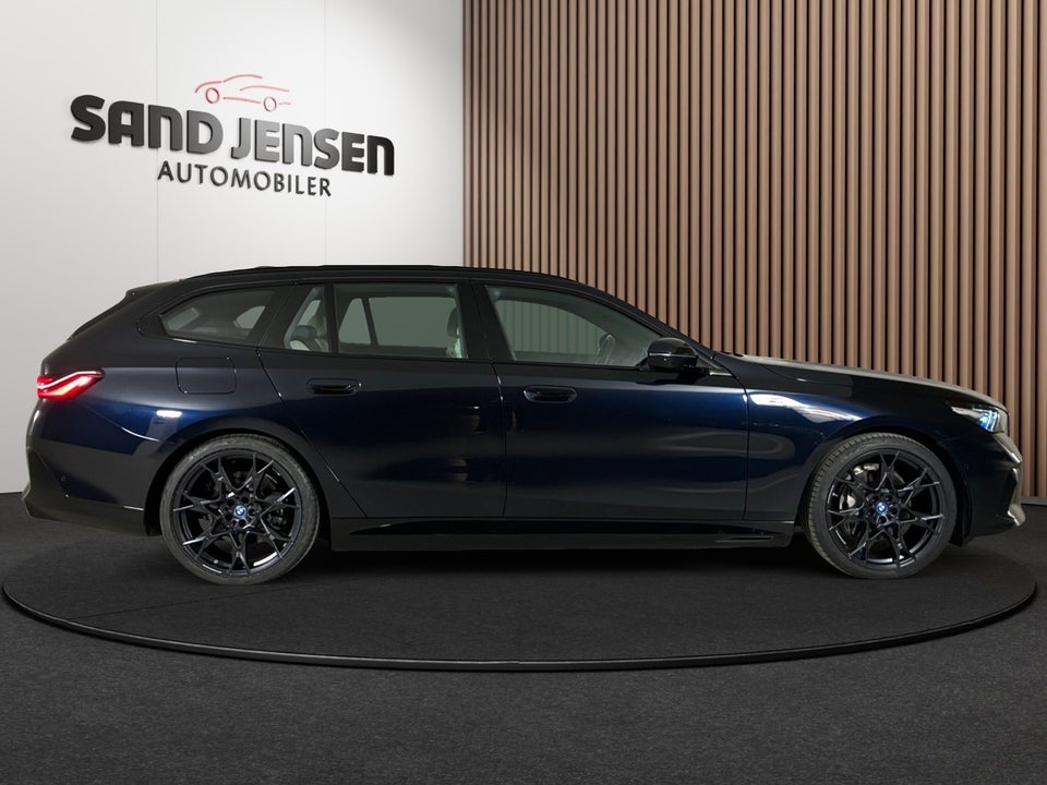 BMW i5 eDrive40 Touring M-Sport 5d
