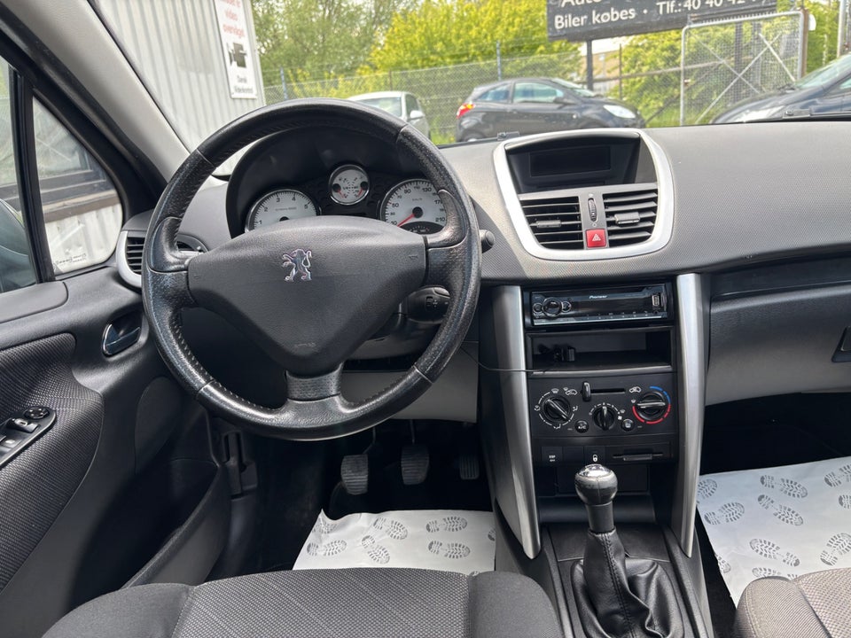 Peugeot 207 1,4 VTi Comfort+ 5d
